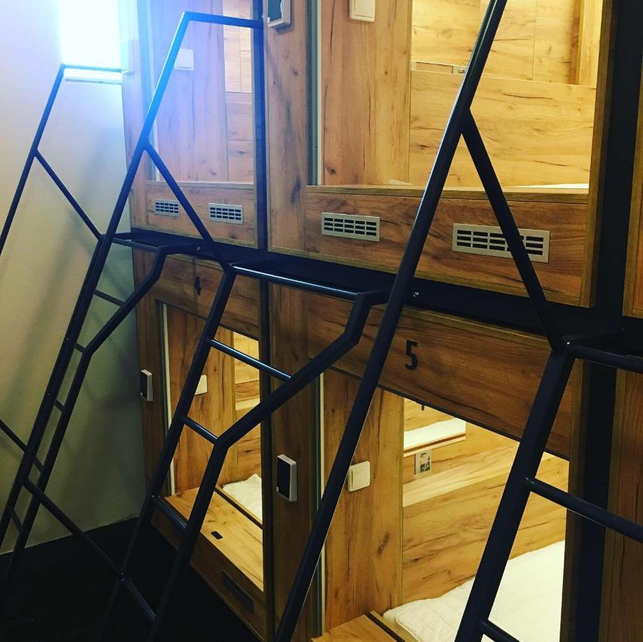 Expo Capsule Hostel Prag Dış mekan fotoğraf