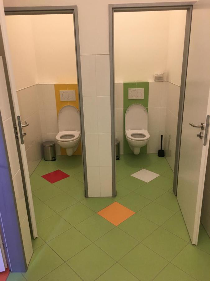 Expo Capsule Hostel Prag Dış mekan fotoğraf